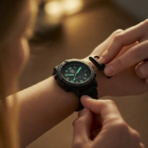 "Demonstration of how easy it is to replace the luminox watch bands on your Luminox watch."